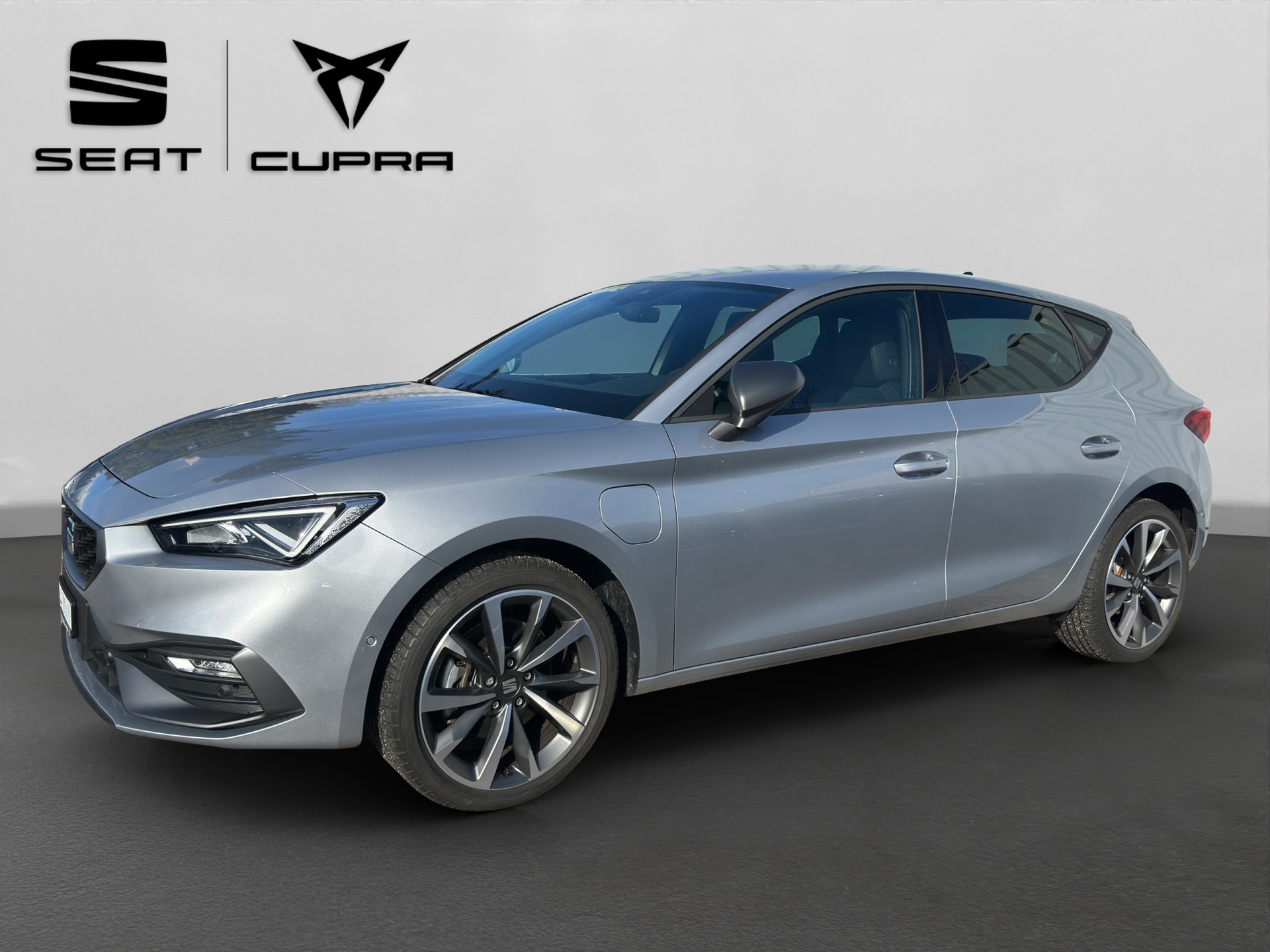 SEAT Leon ST 1.4 eHybrid pHEV DSG Move FR-image-0