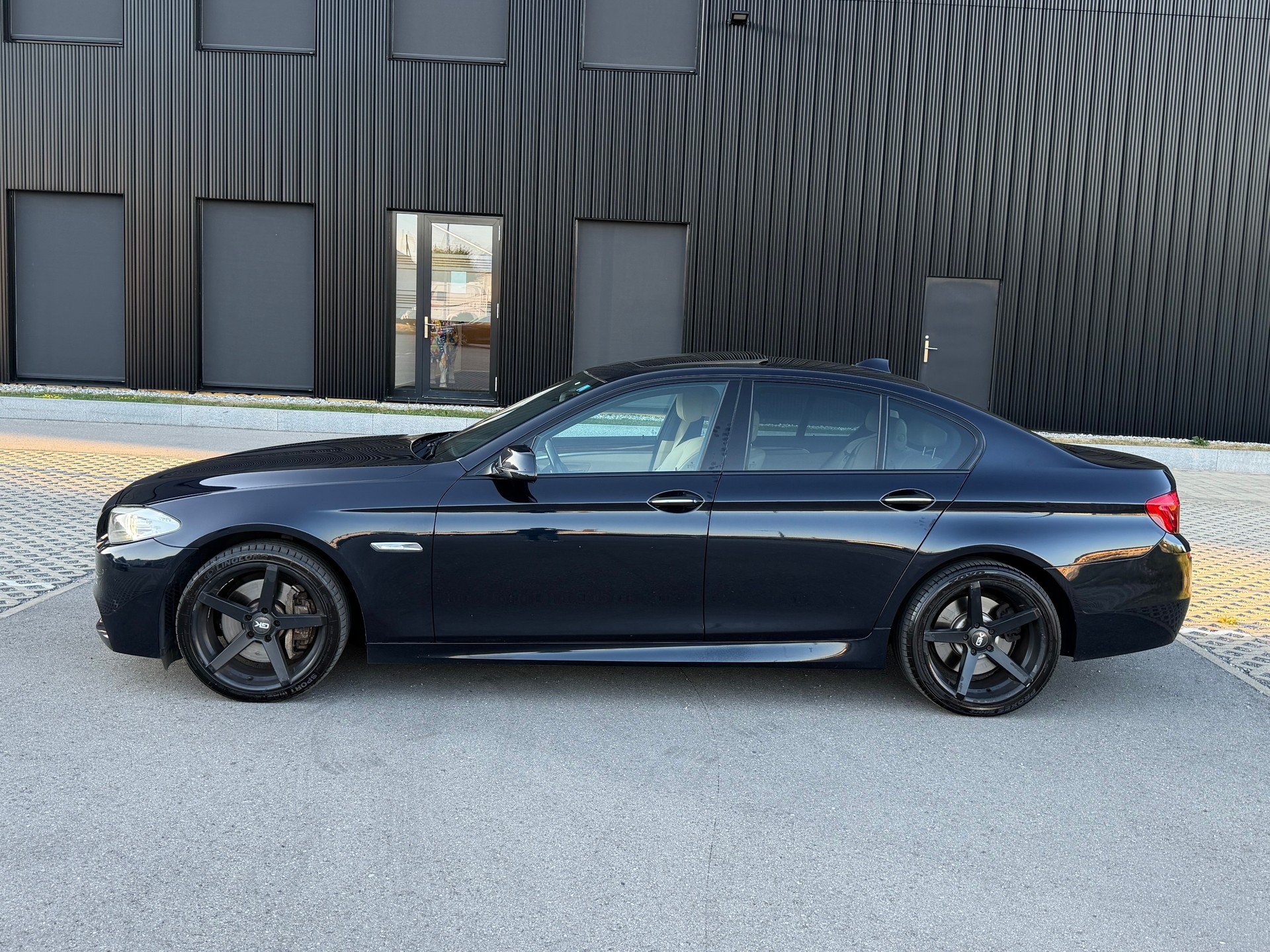 BMW 535d Touring Steptronic-image-3