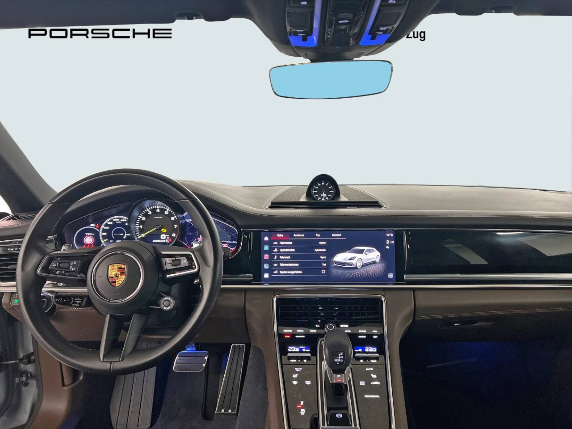 PORSCHE Panamera 4 E-Hybrid Sport Turismo-image-16
