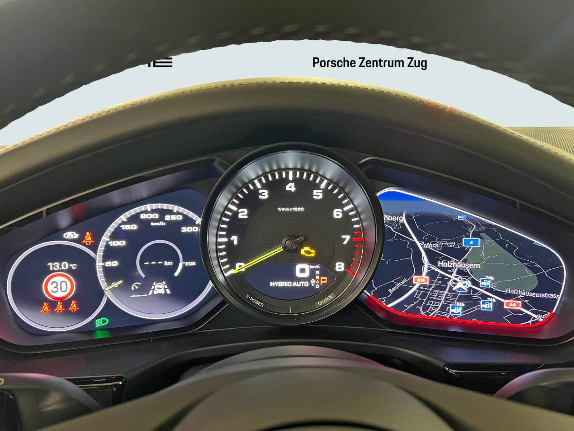PORSCHE Panamera 4 E-Hybrid Sport Turismo-image-25
