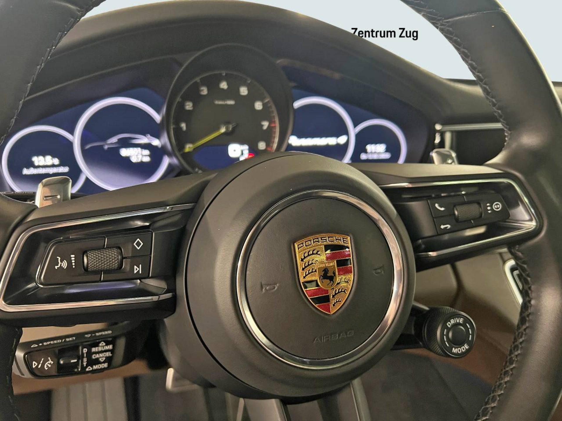 PORSCHE Panamera 4 E-Hybrid Sport Turismo-image-15