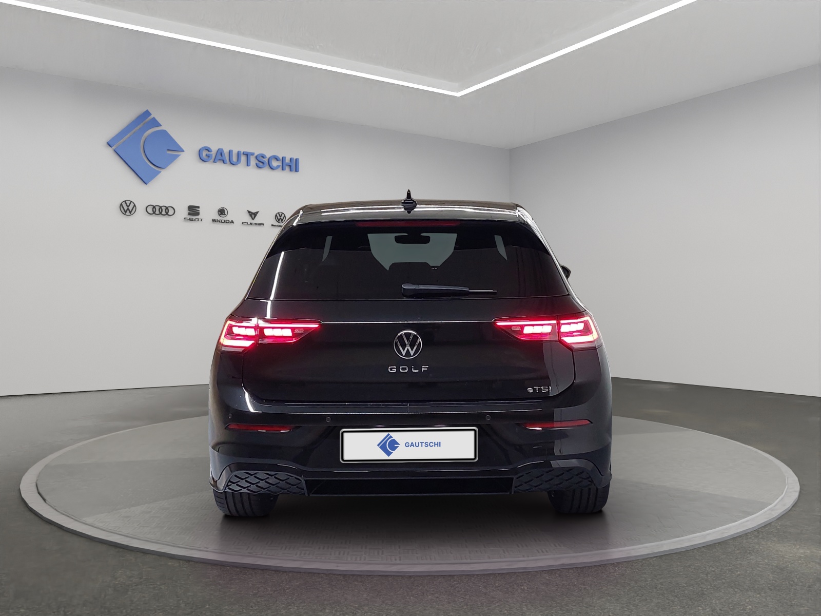 VW Golf 1.5 e TSI mHEV R-Line DSG-image-3
