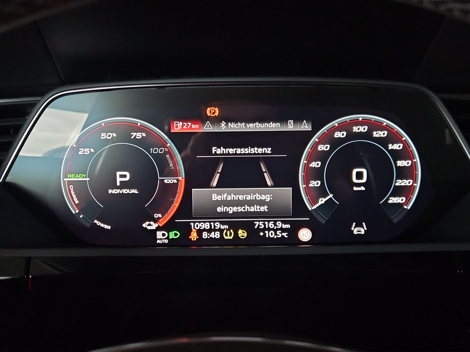 AUDI e-tron 55 Sportback Advanced Black Edition quattro-image-12