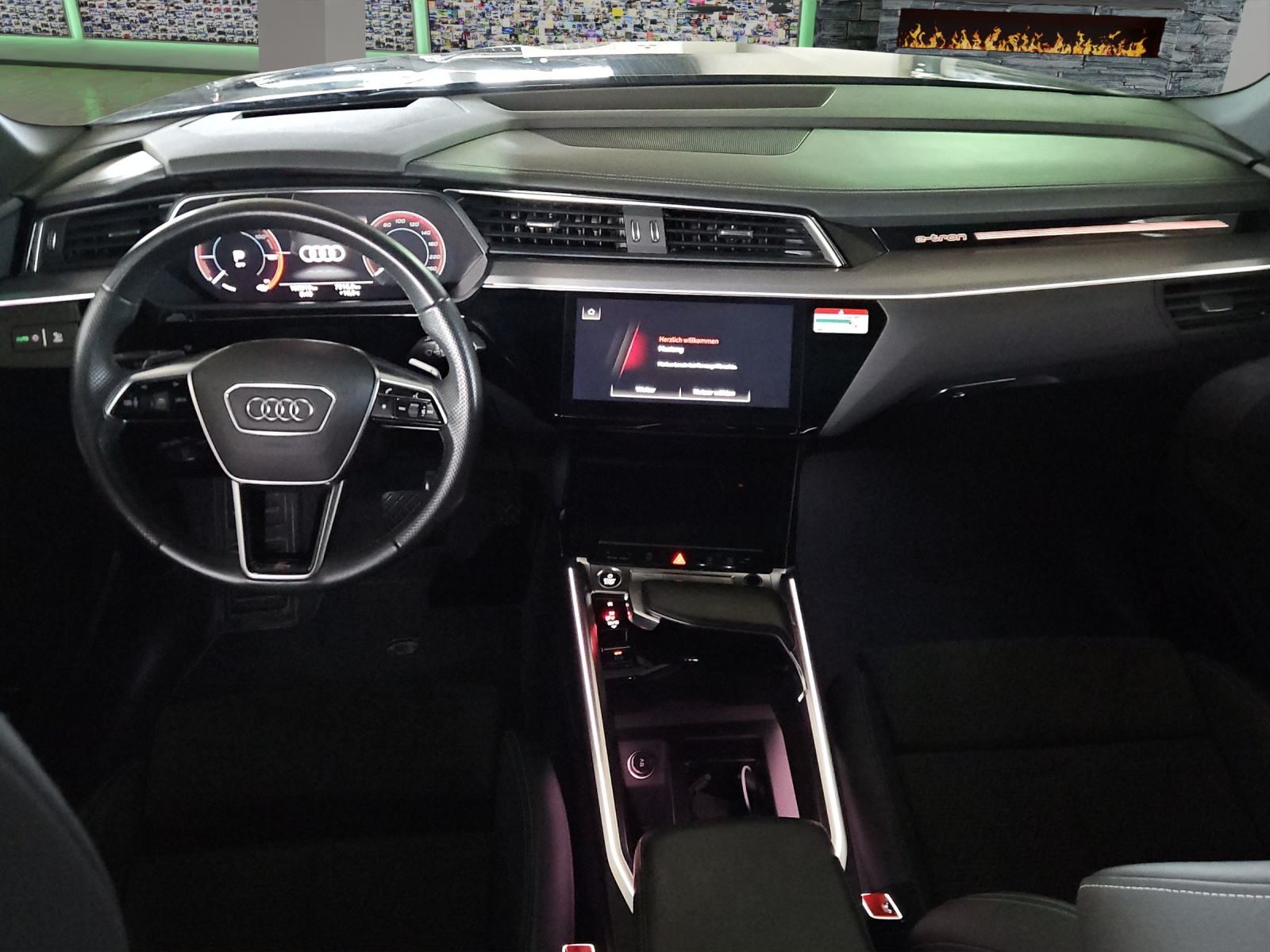 AUDI e-tron 55 Sportback Advanced Black Edition quattro-image-7