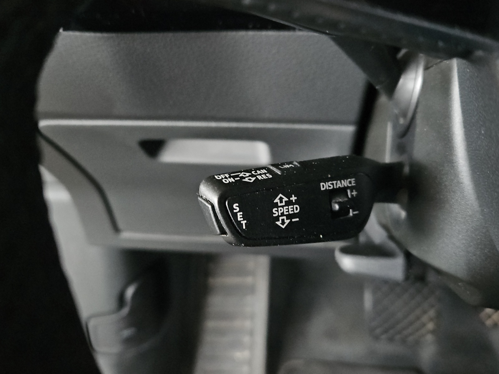 AUDI e-tron 55 Sportback Advanced Black Edition quattro-image-13