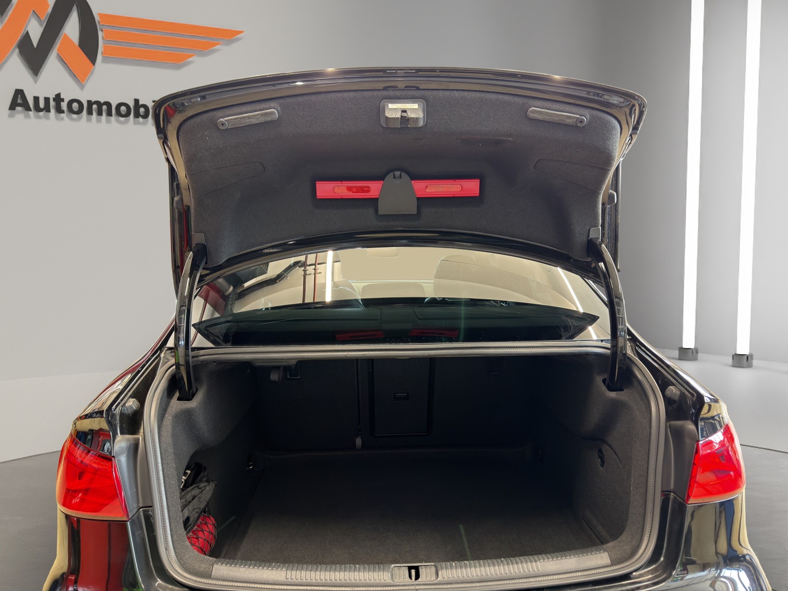 AUDI A3 Limousine 1.4 TFSI Attraction S-tronic-image-15