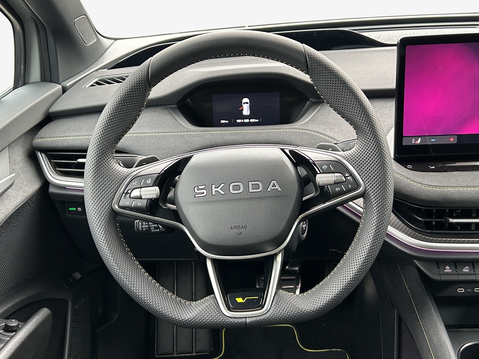 SKODA Enyaq 4x4 RS-image-9