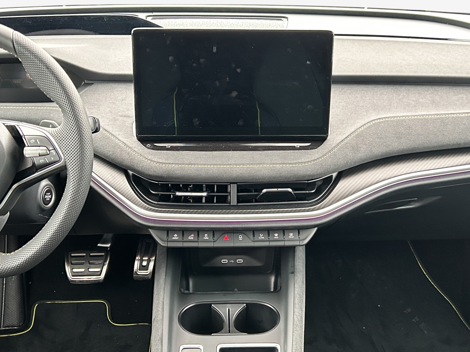 SKODA Enyaq 4x4 RS-image-10
