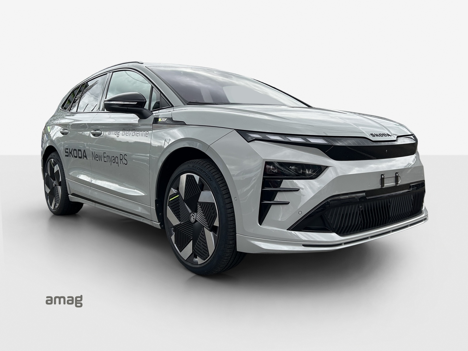 SKODA Enyaq 4x4 RS-image-5