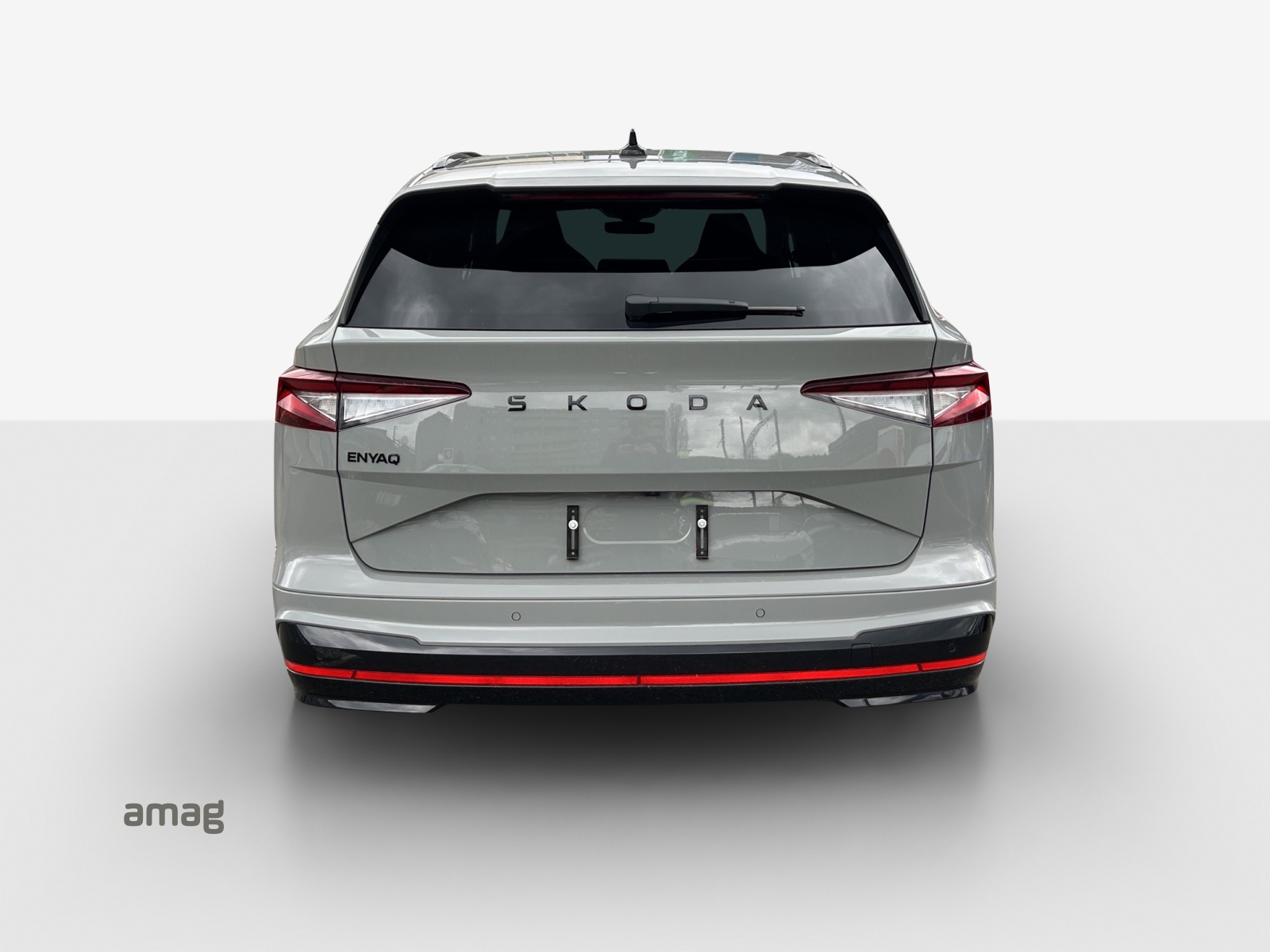 SKODA Enyaq 4x4 RS-image-3