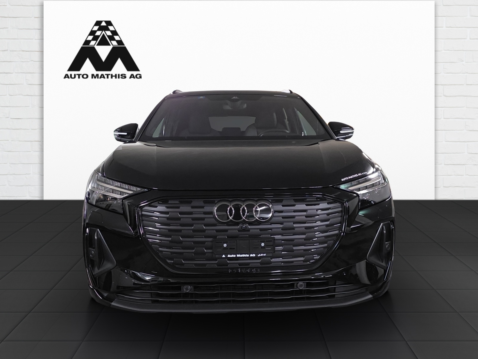 AUDI Q4 e-tron 45 Edition Swiss Ski quattro-image-1