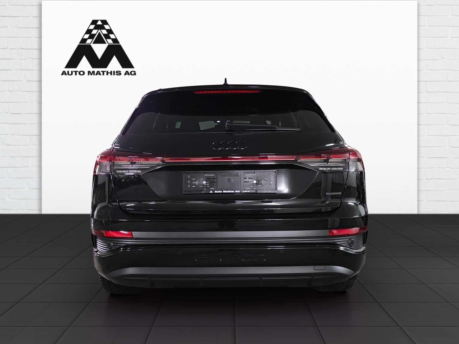 AUDI Q4 e-tron 45 Edition Swiss Ski quattro-image-9
