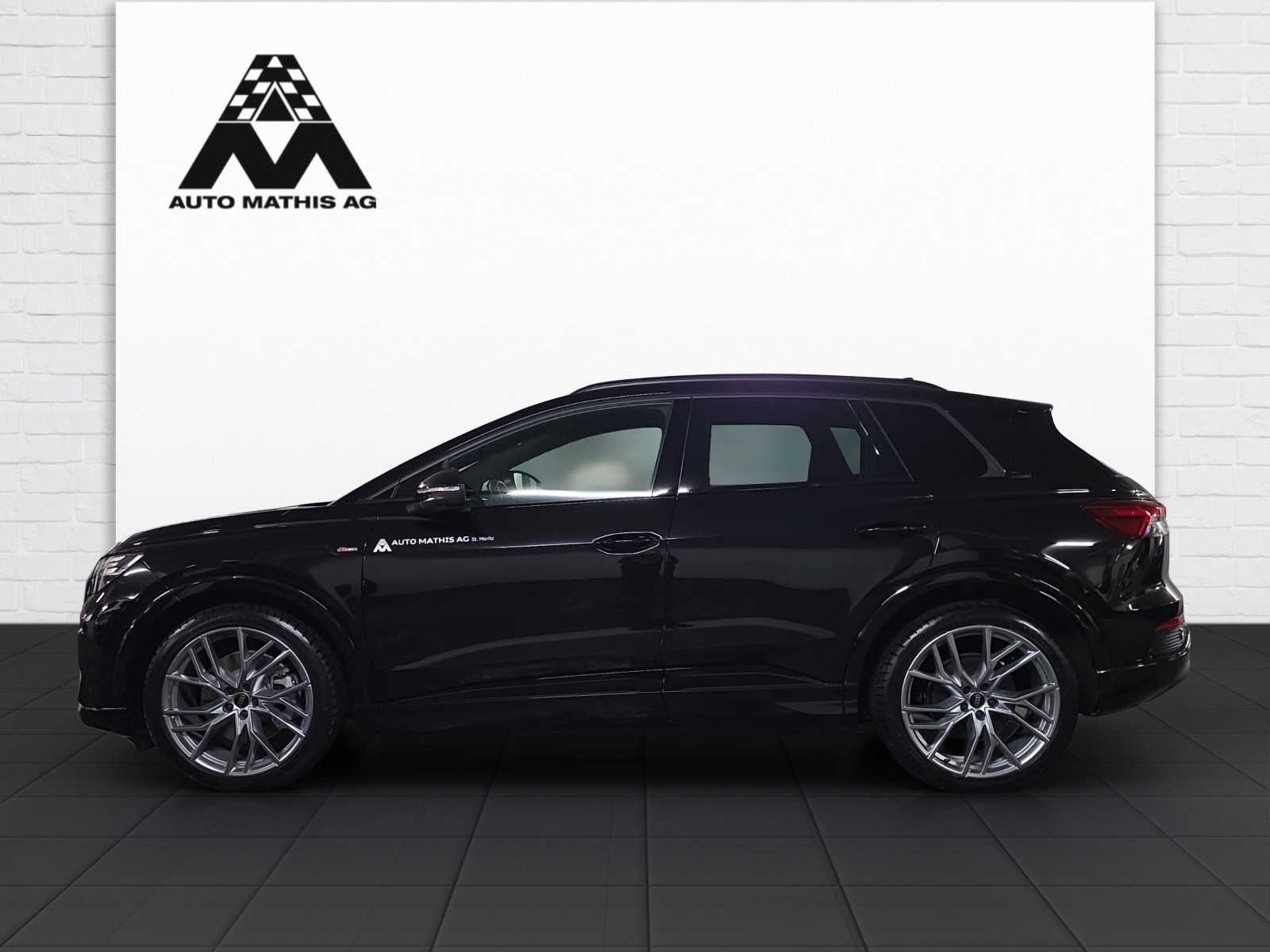 AUDI Q4 e-tron 45 Edition Swiss Ski quattro-image-2