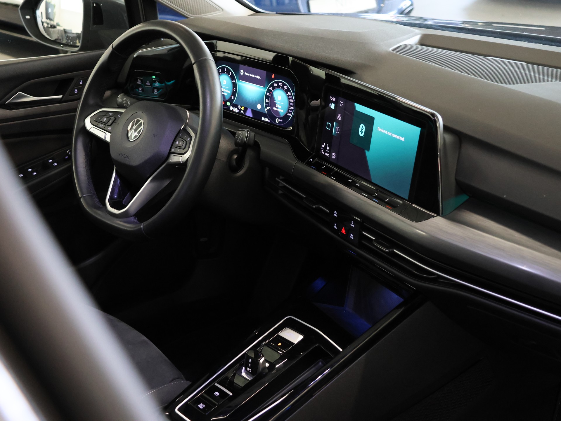 VW Golf 1.5 eTSI mHEV ACT Style DSG *Head Up Display* *360 Kamera* *Sehr Sparsam*-image-18