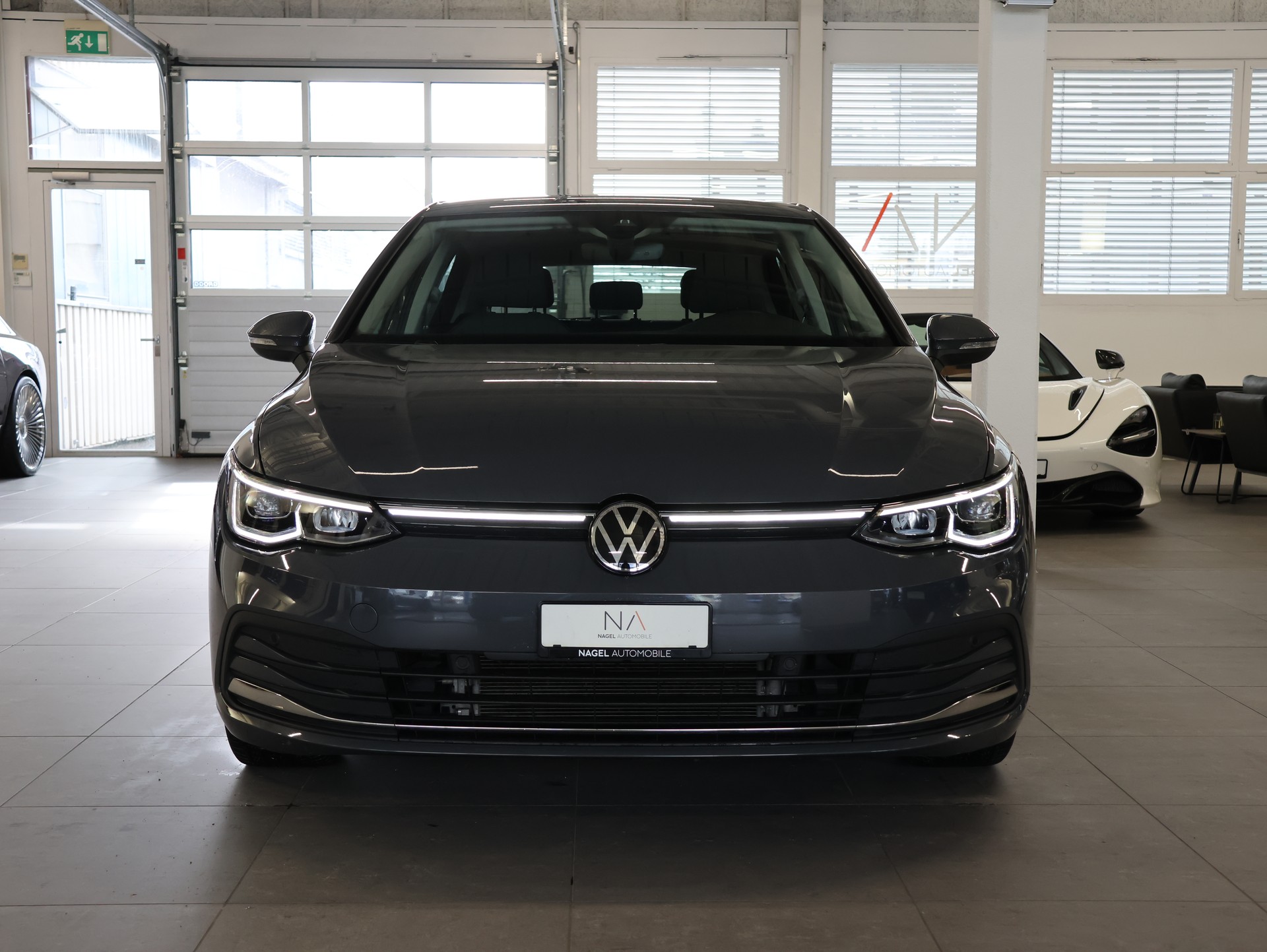 VW Golf 1.5 eTSI mHEV ACT Style DSG *Head Up Display* *360 Kamera* *Sehr Sparsam*-image-2