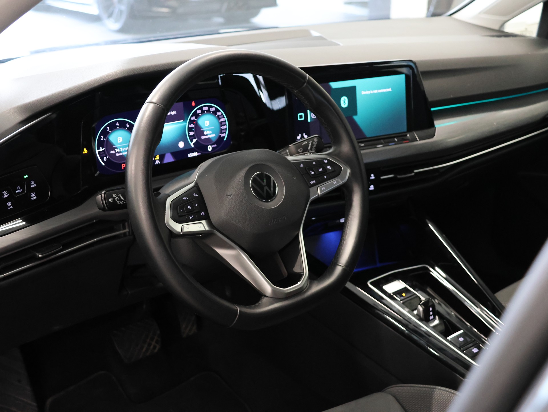 VW Golf 1.5 eTSI mHEV ACT Style DSG *Head Up Display* *360 Kamera* *Sehr Sparsam*-image-19