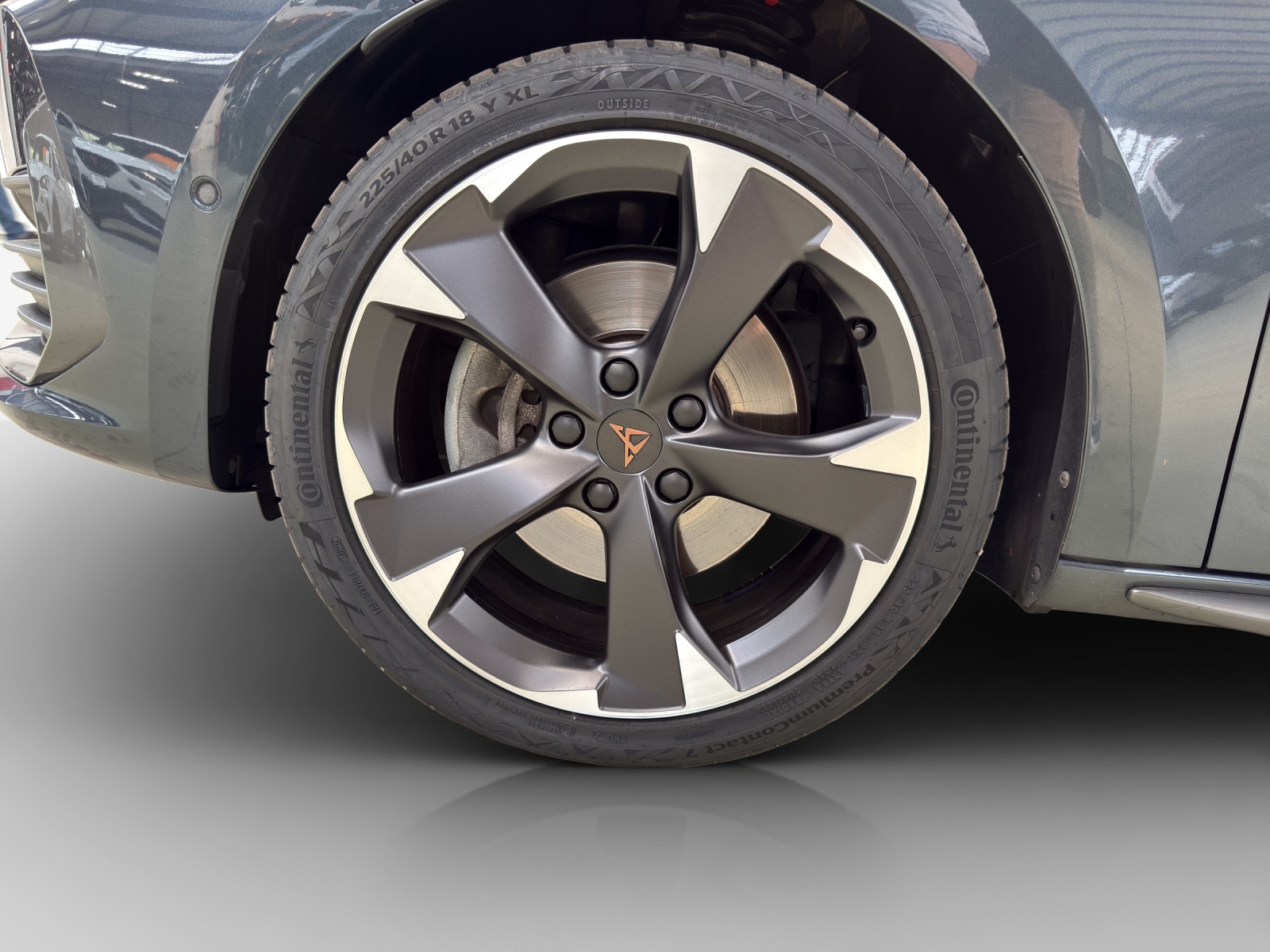 CUPRA LEON ST 2.0 TSI DSG-image-13