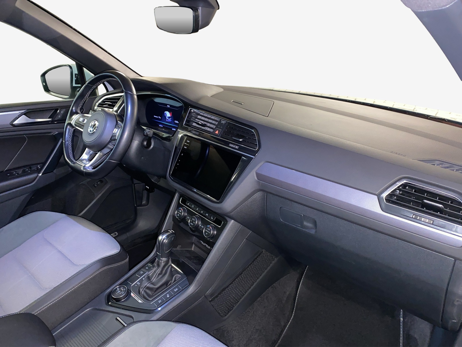 VW Tiguan 2.0TSI Highline 4Motion DSG-image-14