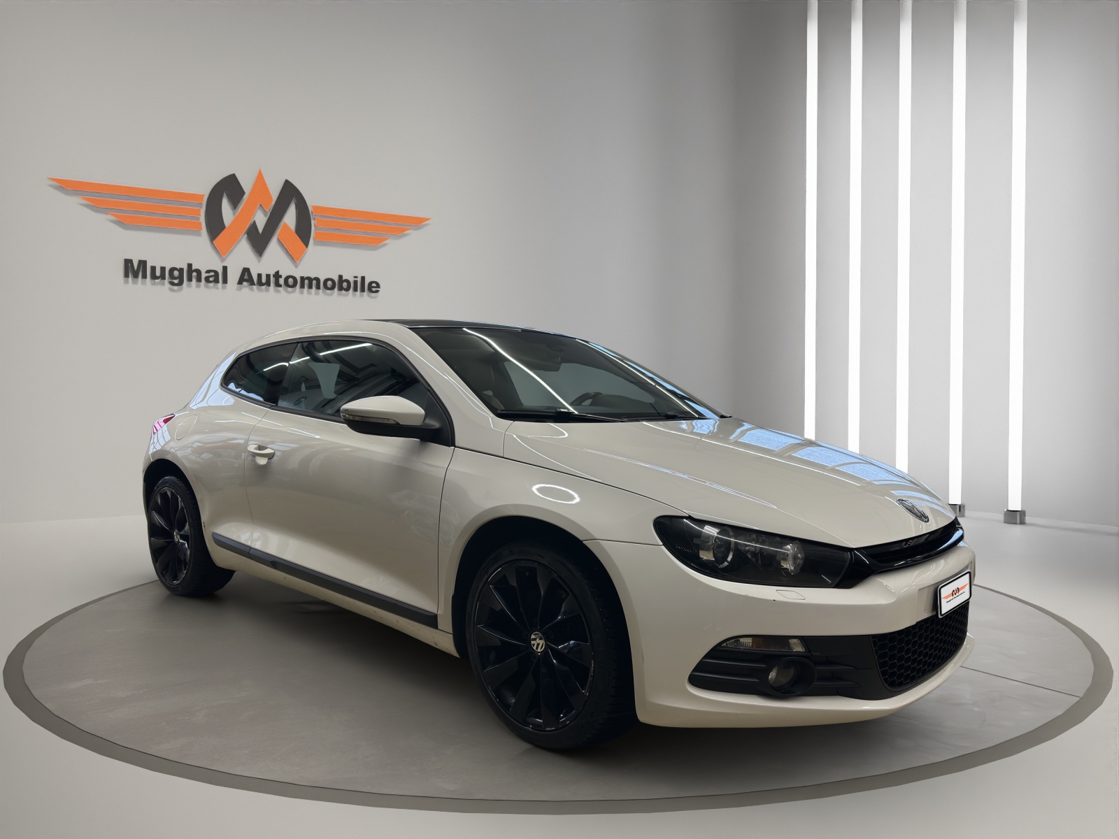 VW Scirocco 2.0 TSI-image-2