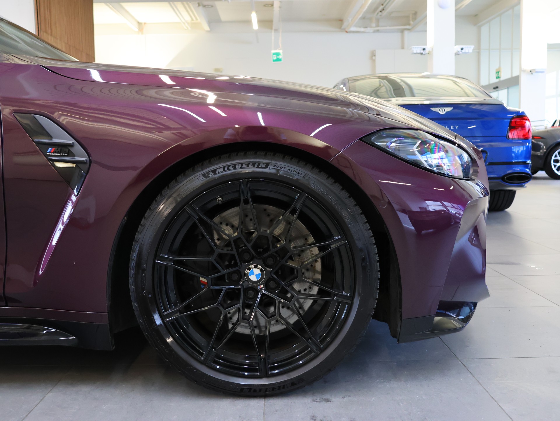 BMW M3 Touring xDrive Competition M *Individual Lackierung* *Carbon Packet* *M Carbon Schalensitze*-image-7