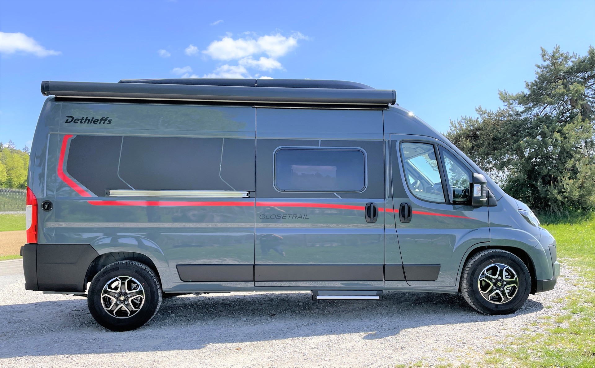 DETHLEFFS Globetrail 600 DS "95 Jahre Edition" auf Basis Fiat Ducato-showroom-element-3