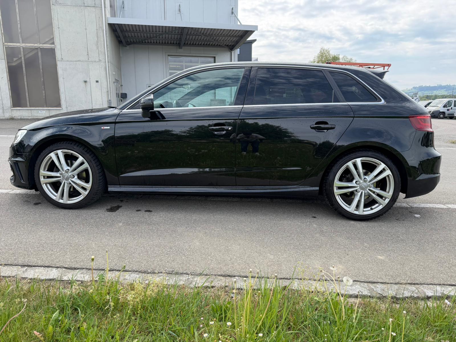 AUDI A3 Sportback 2.0 TDI S-Line Ambition S-tronic-image-3