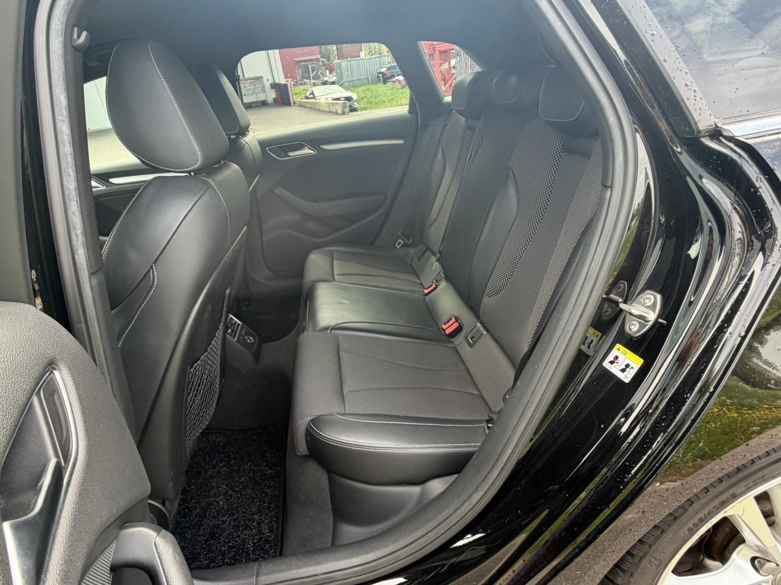 AUDI A3 Sportback 2.0 TDI S-Line Ambition S-tronic-image-12