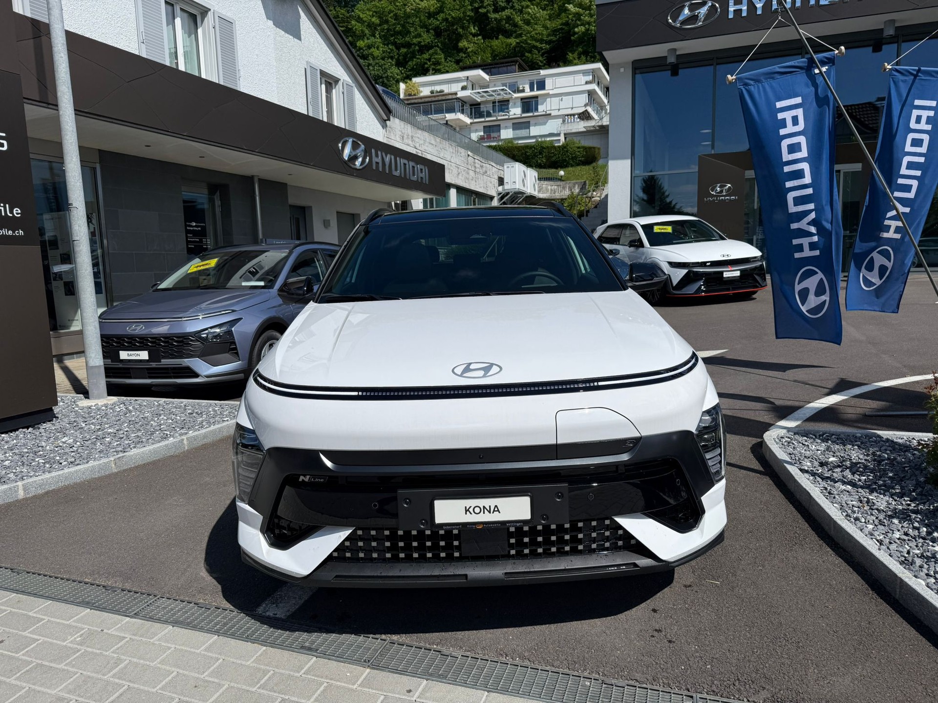 HYUNDAI Kona EV 65.4 kWh N Line-showroom-element-1