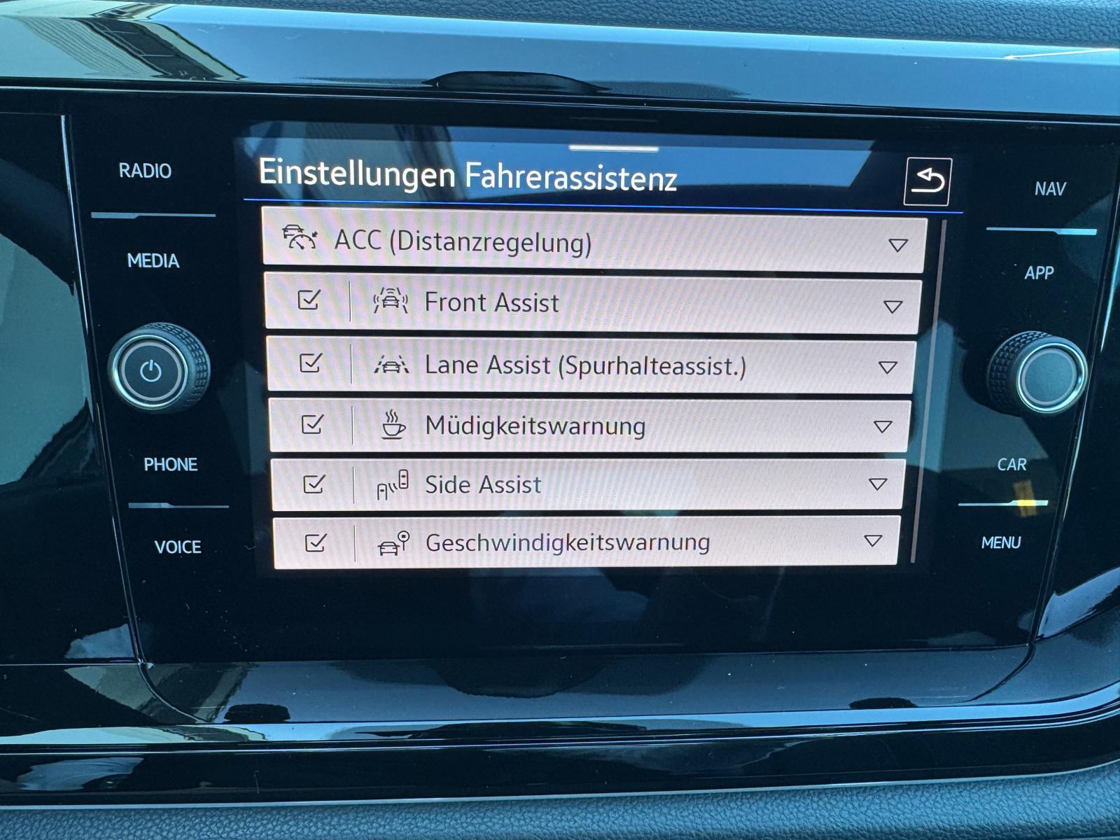 VW Polo 1.0 TSI Style Edition 50 DSG-image-12