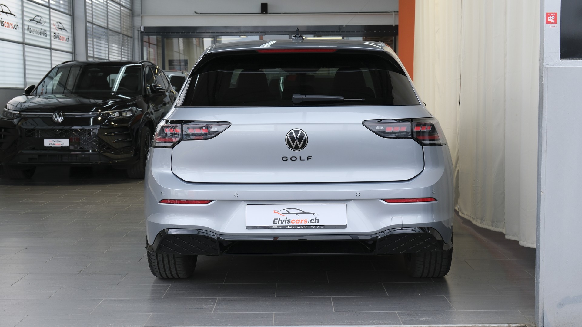 VW Golf 1.5 e TSI mHEV R-Line DSG-image-12
