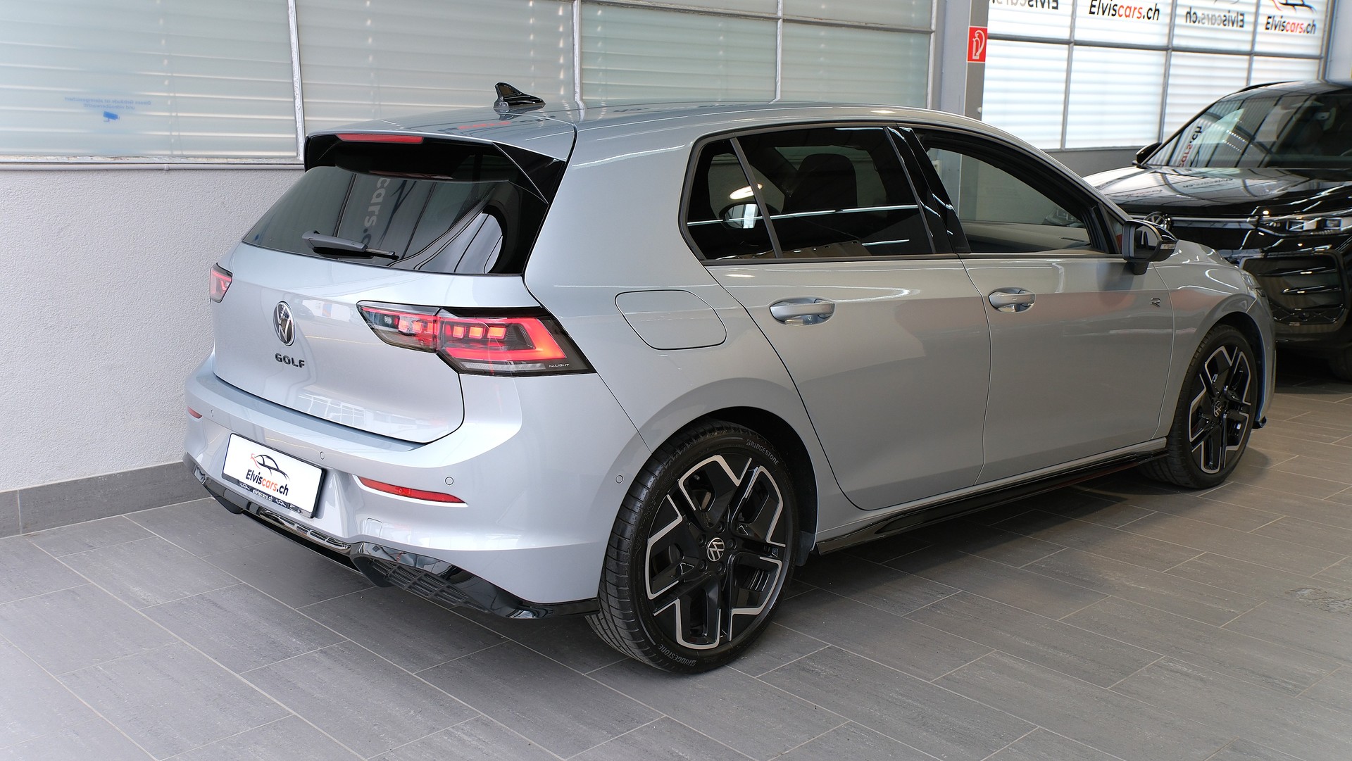 VW Golf 1.5 e TSI mHEV R-Line DSG-image-26