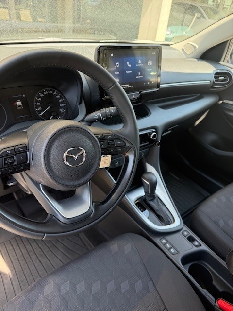 MAZDA 2 Hybrid Centre-line-image-3