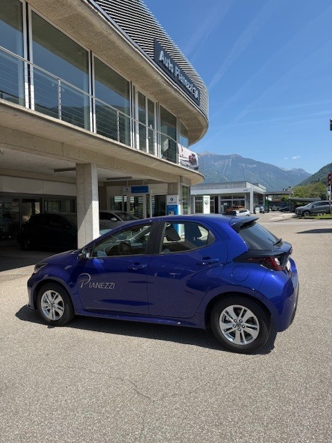 MAZDA 2 Hybrid Centre-line-image-1