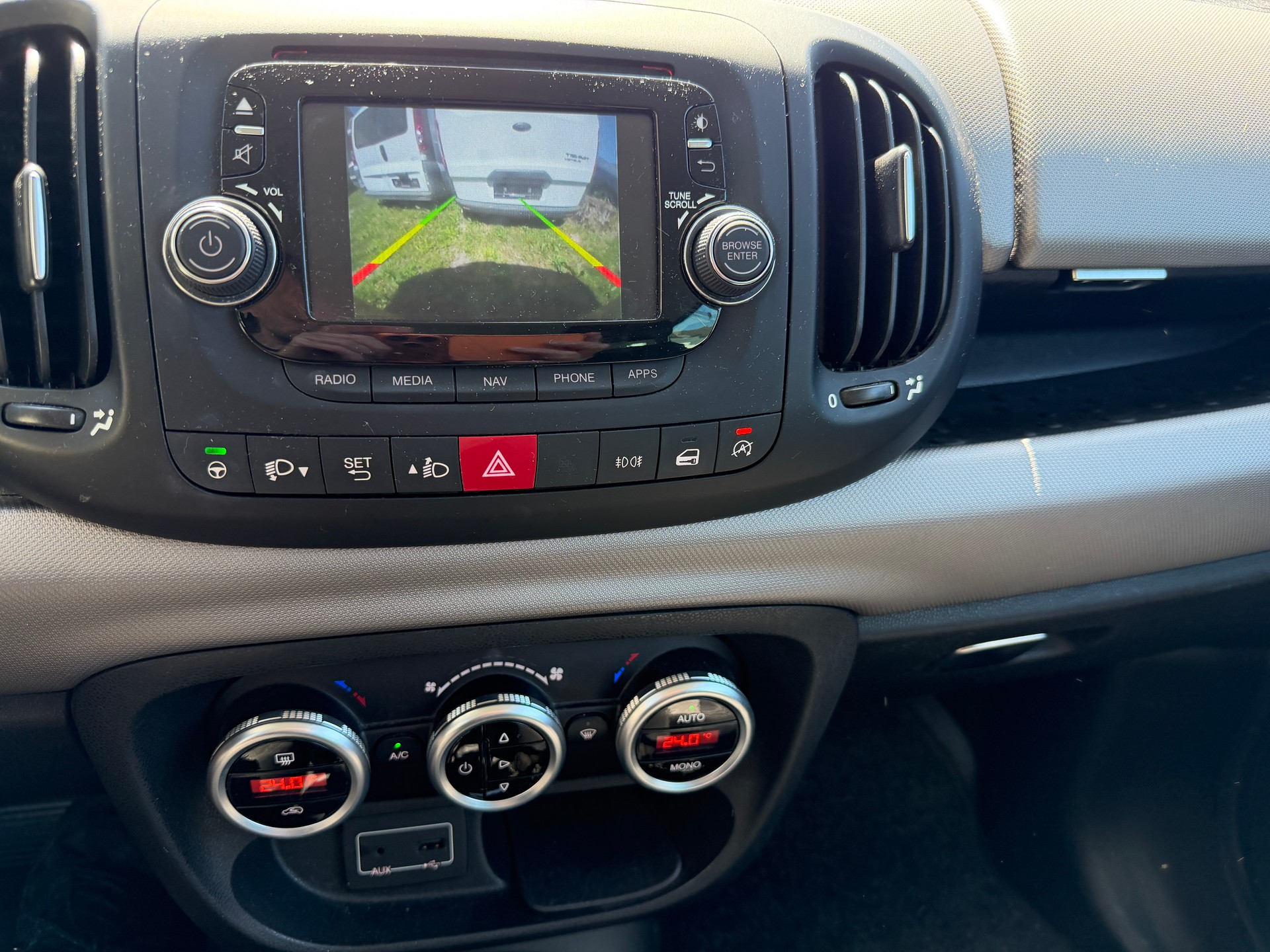 FIAT 500L 1.3 JTD Pop Star-image-4