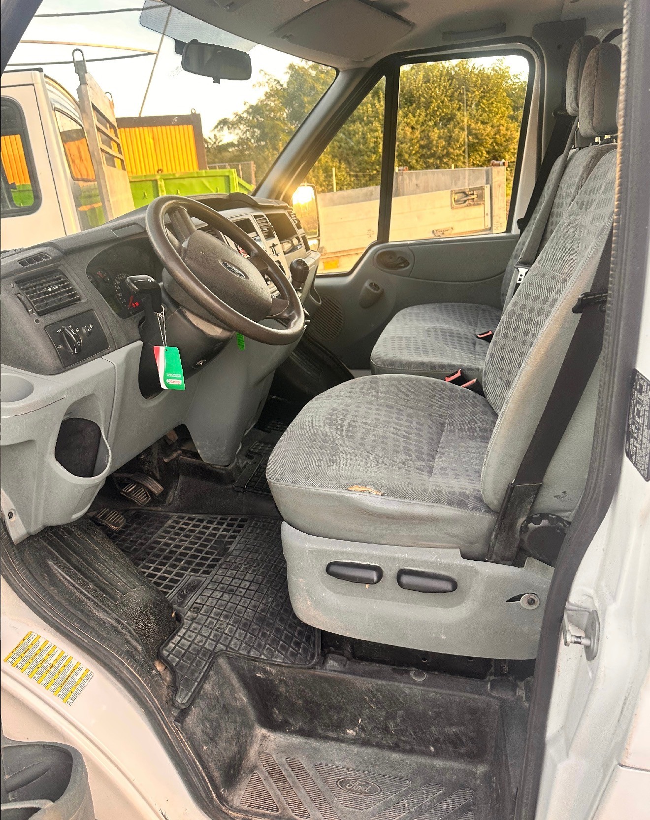 FORD Transit 300M TDCi-image-10