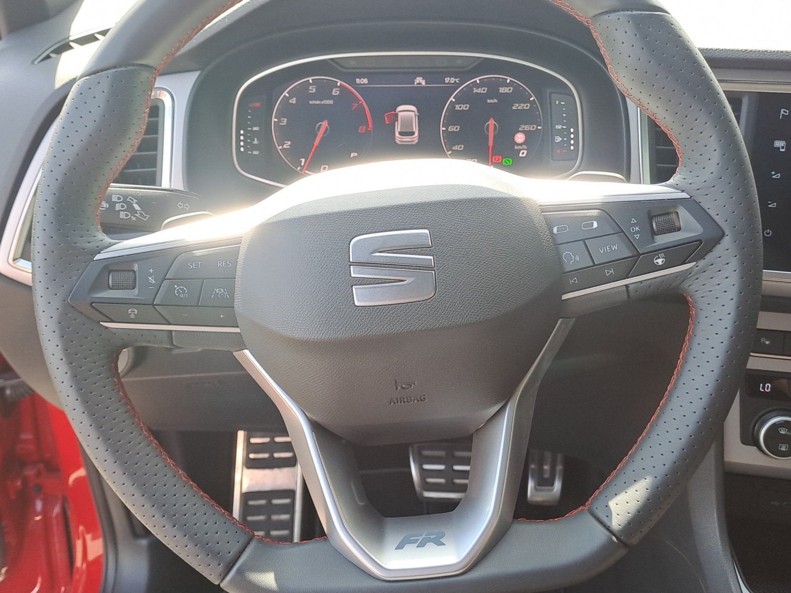 SEAT Ateca 2.0 TSI Hola FR 4Drive DSG-image-9