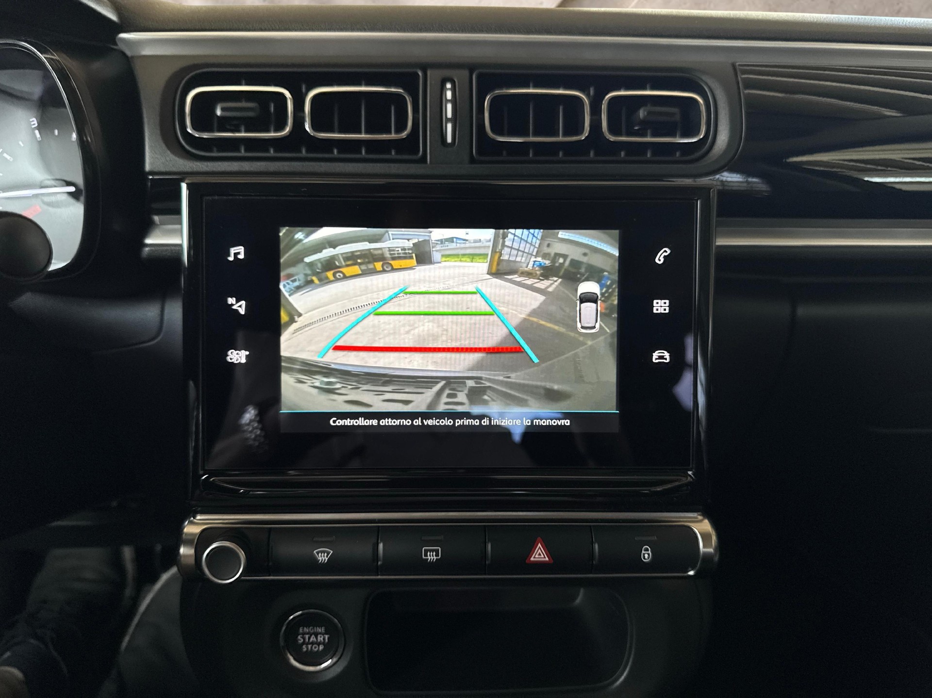 CITROEN C3 1.2 PureTech Swiss Edition+-image-12