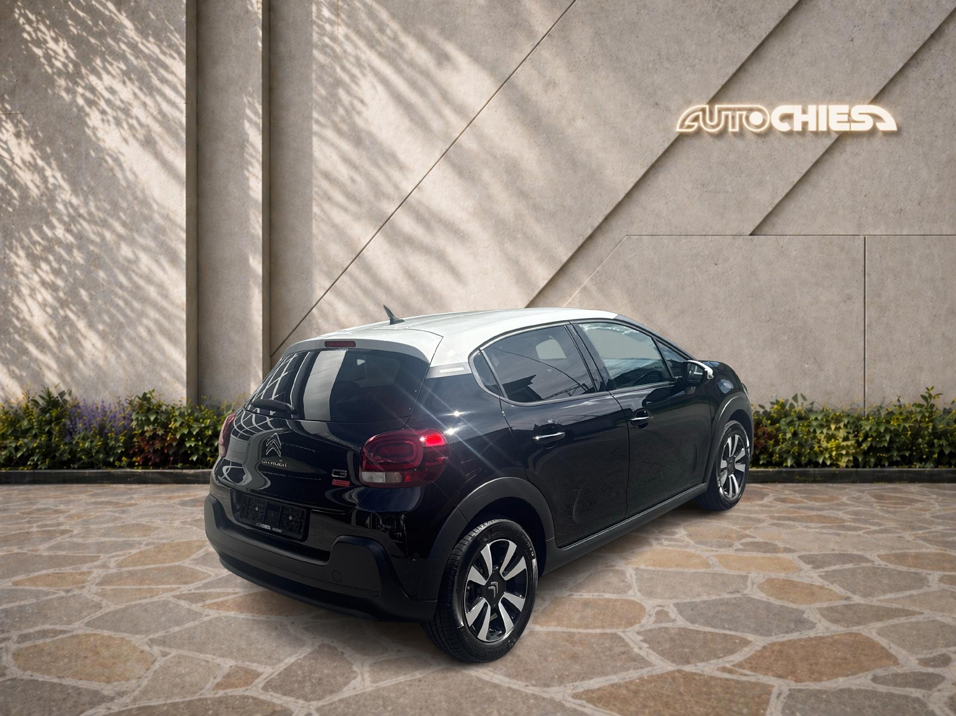CITROEN C3 1.2 PureTech Swiss Edition+-image-4