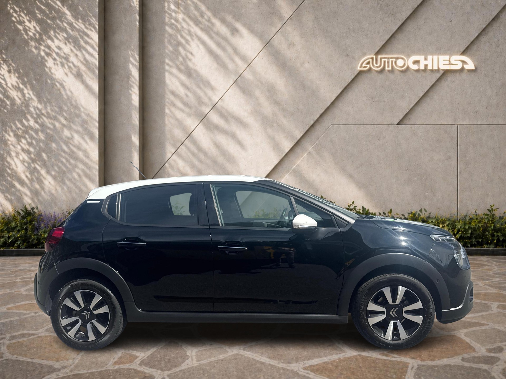 CITROEN C3 1.2 PureTech Swiss Edition+-image-5