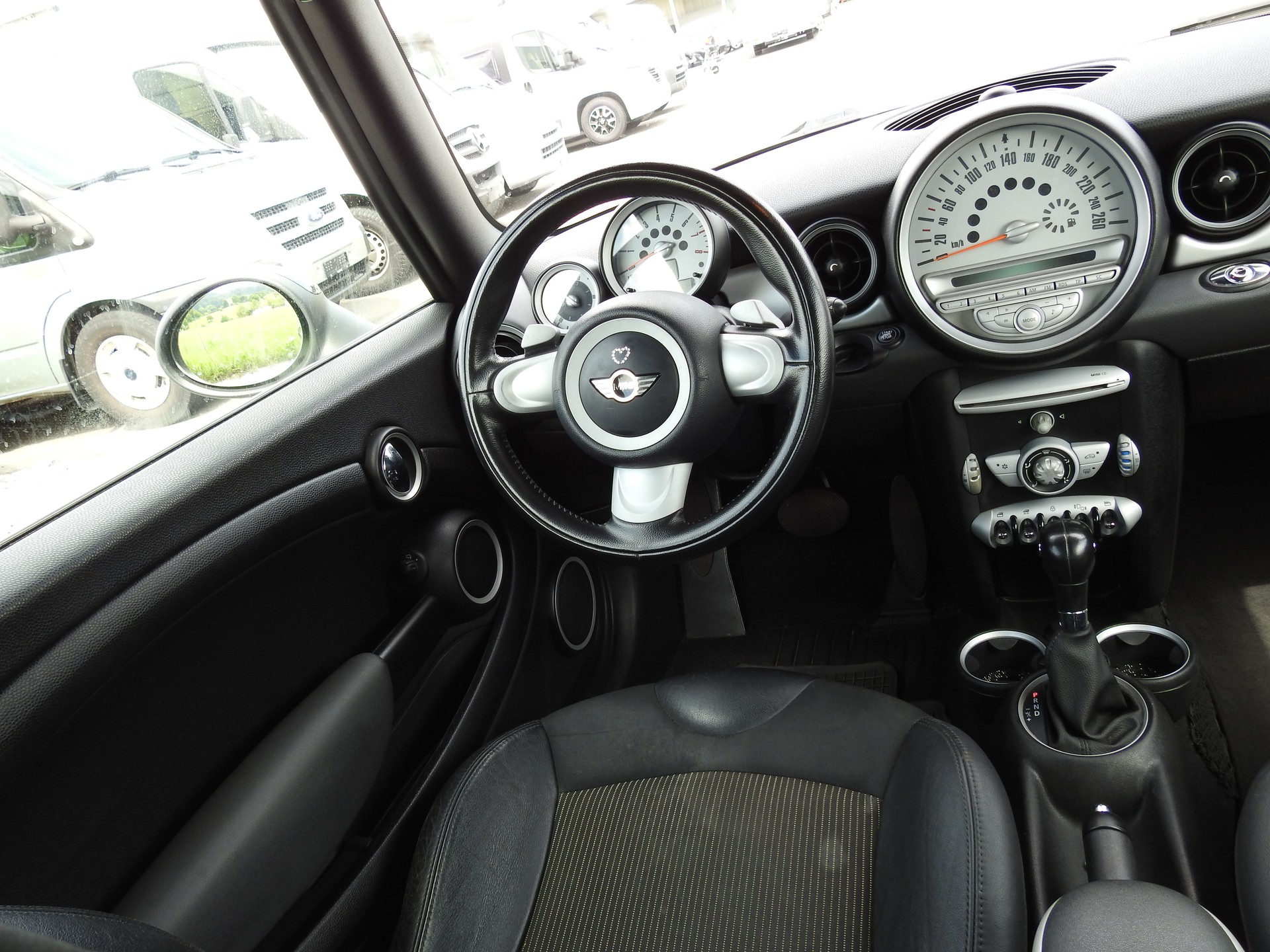 MINI Cooper Cabriolet Steptronic-image-17