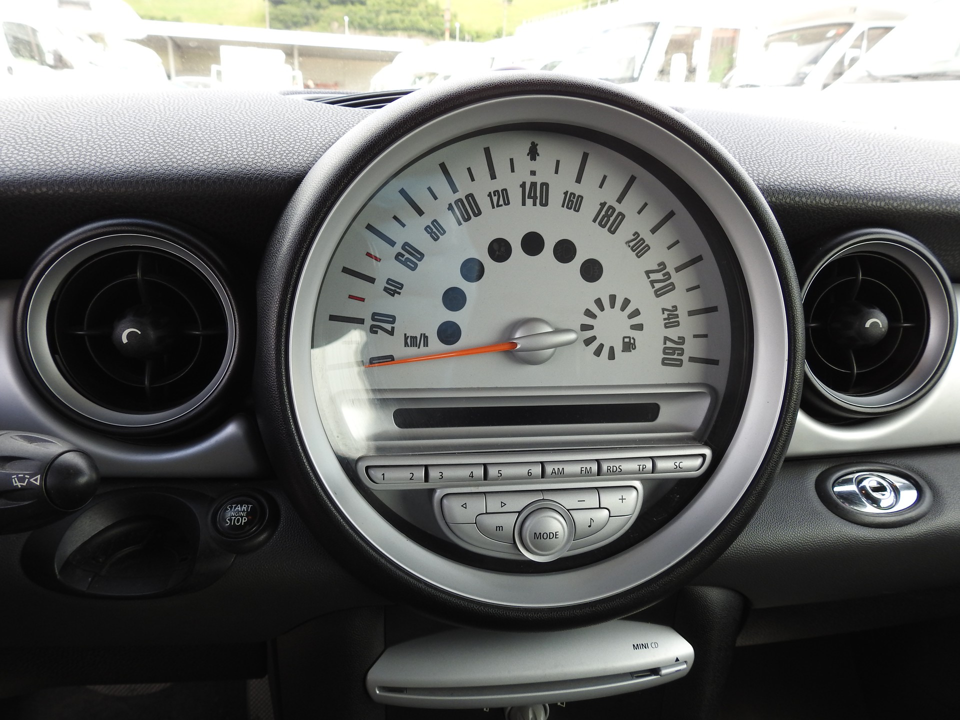 MINI Cooper Cabriolet Steptronic-image-19