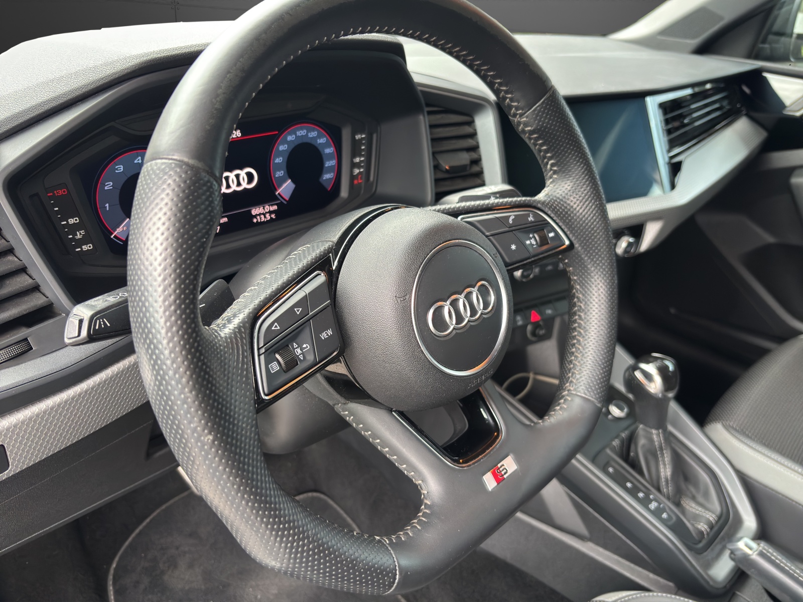 AUDI A1 Sportback 30 TFSI S-tronic-image-3