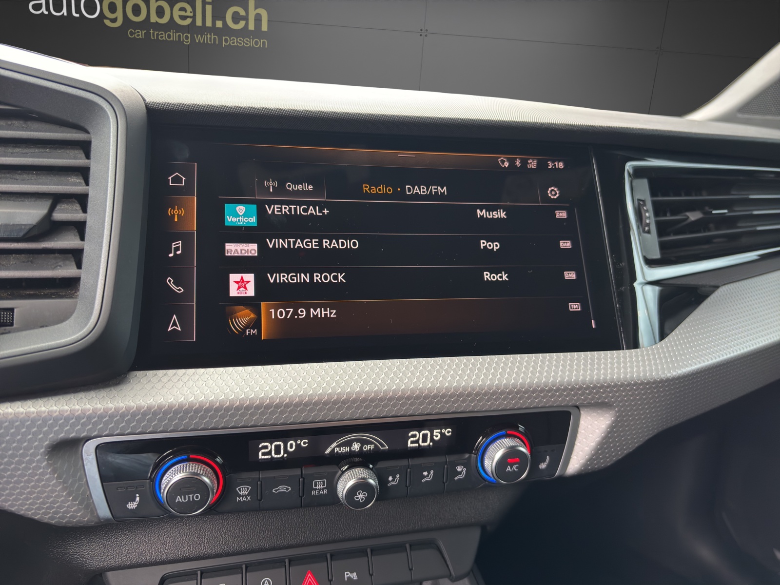 AUDI A1 Sportback 30 TFSI S-tronic-image-9