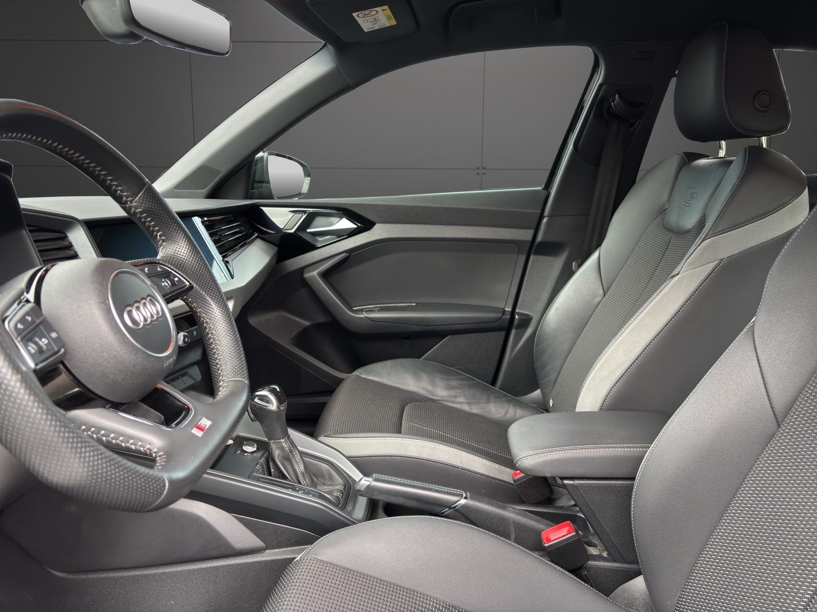 AUDI A1 Sportback 30 TFSI S-tronic-image-2