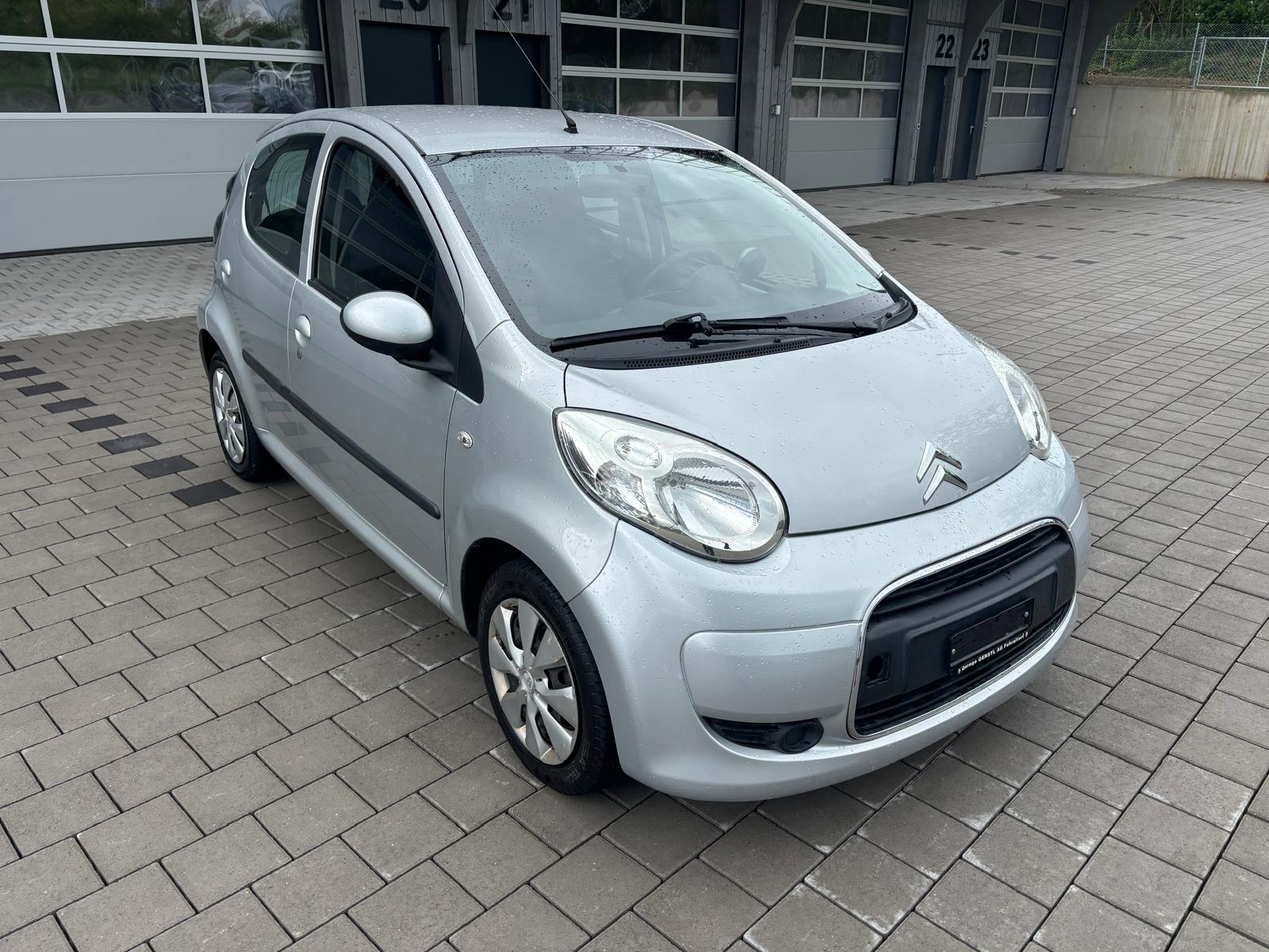 CITROEN C1 1.0i Chic (SX) SensoDrive-image-2