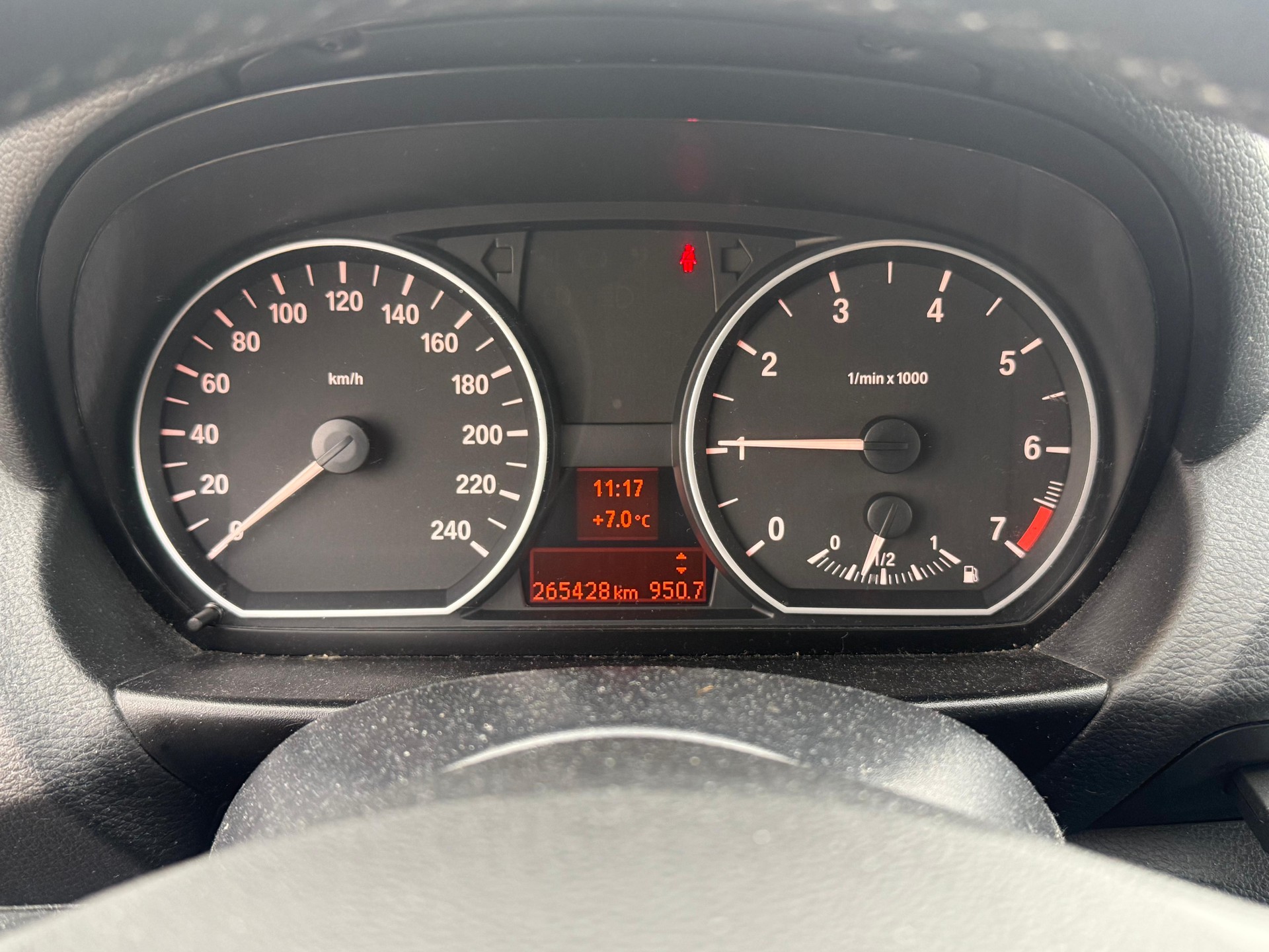 BMW 116i-image-3