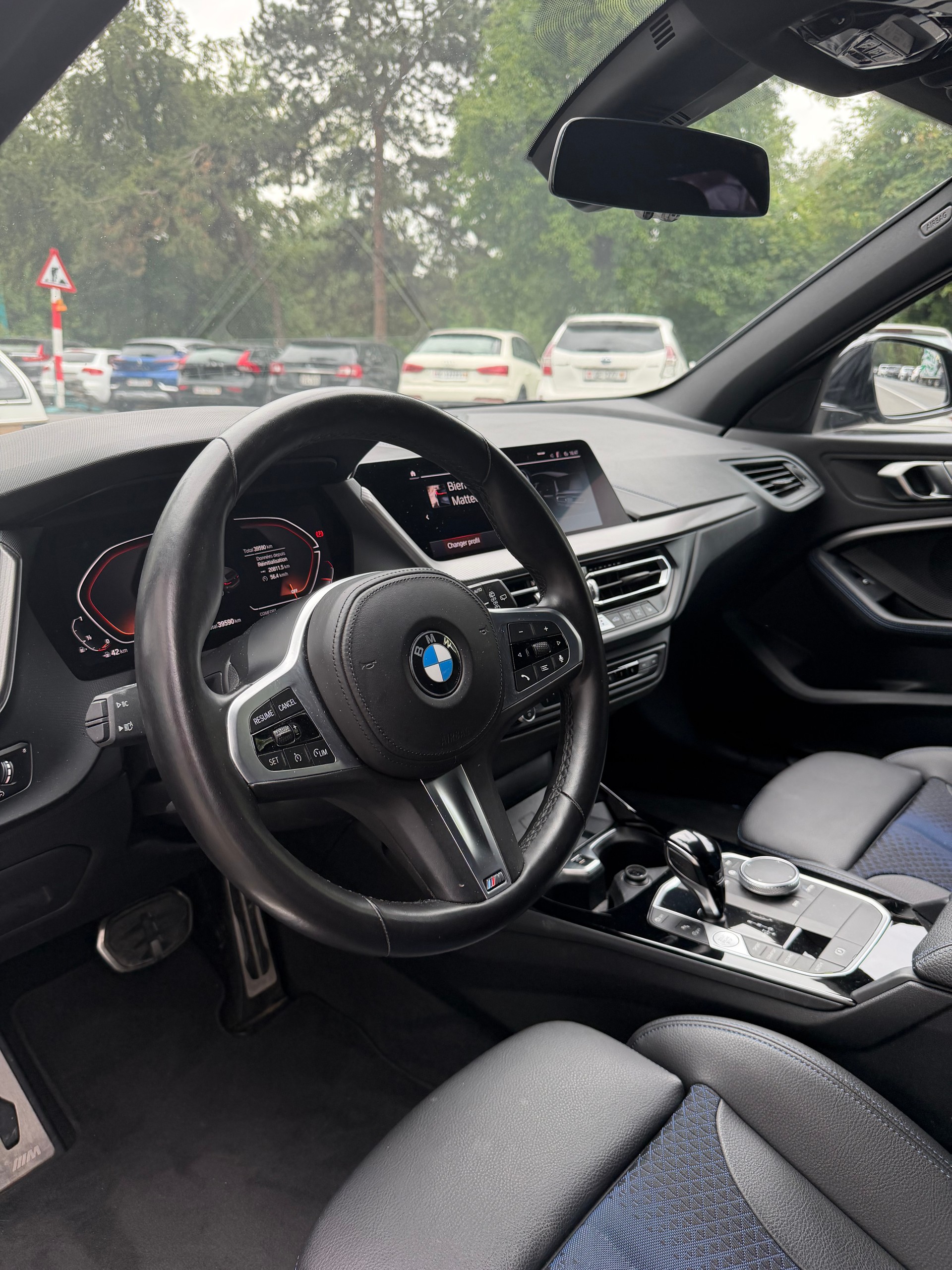 BMW 118i M SPORT-image-5