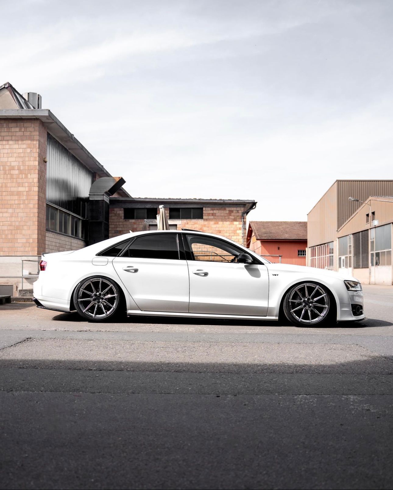 AUDI Audi-image-1
