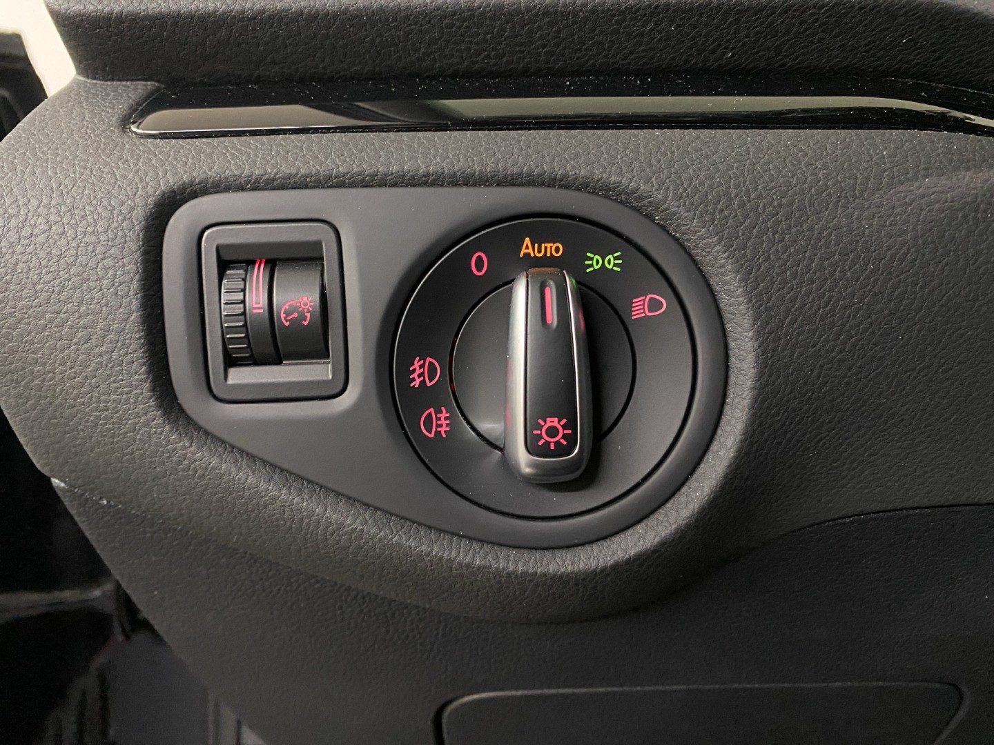 SEAT Alhambra 1.4 TSI DSG Hola FR-image-16