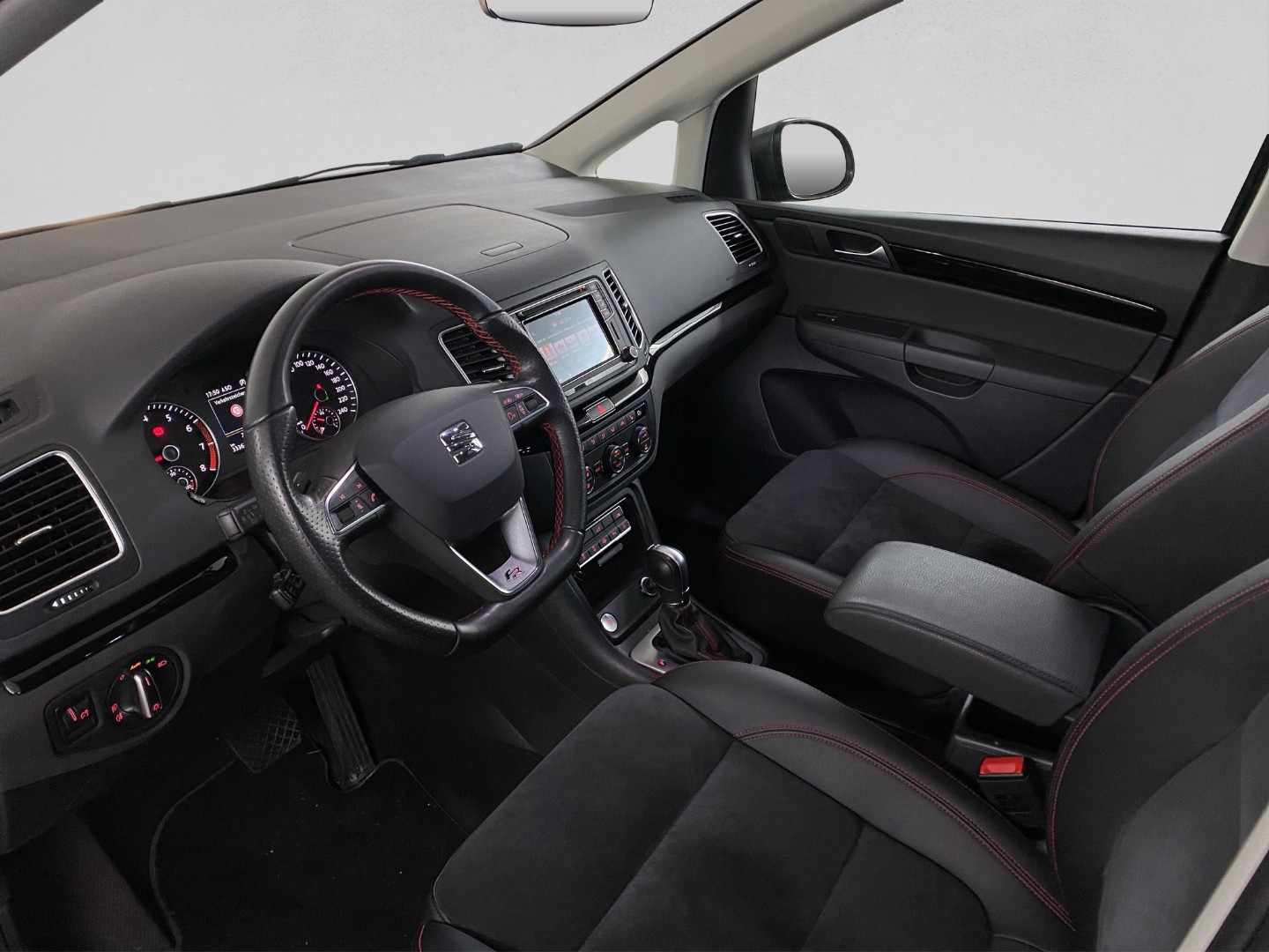 SEAT Alhambra 1.4 TSI DSG Hola FR-image-7